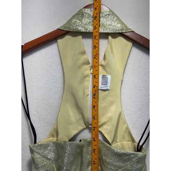 Rosie Assoulin Two Tone Halter Vampire Designer Dress, Size 0, Retail. $1795 - Picture 7 of 11